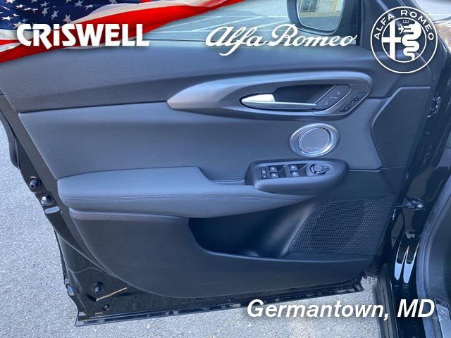 new 2024 Alfa Romeo Tonale car, priced at $52,885