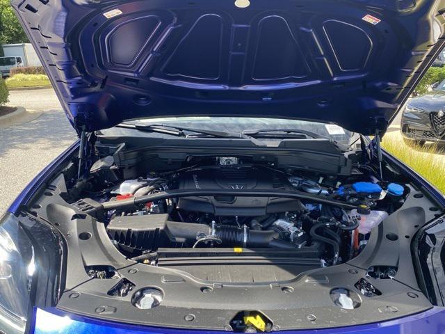 new 2025 Maserati Grecale car, priced at $85,245