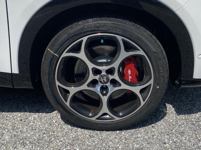 new 2025 Alfa Romeo Tonale car, priced at $46,080