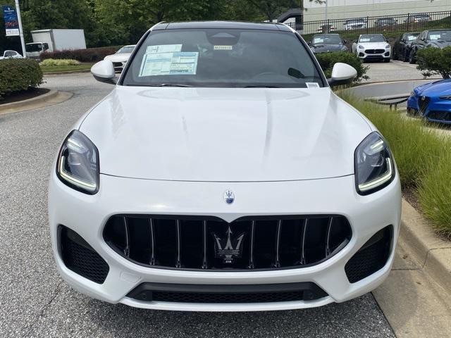 new 2025 Maserati Grecale car, priced at $84,095