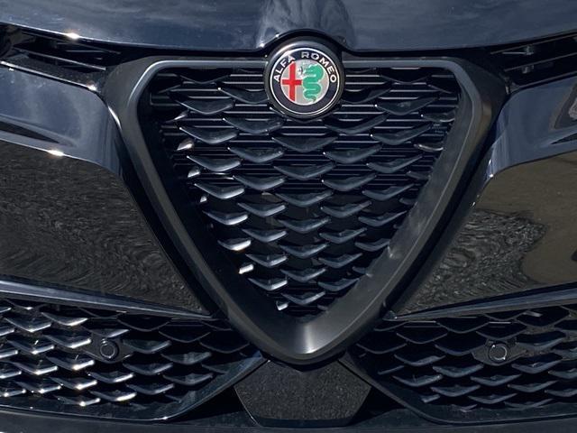 new 2025 Alfa Romeo Tonale car, priced at $46,525
