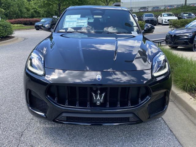 new 2025 Maserati Grecale car, priced at $89,850