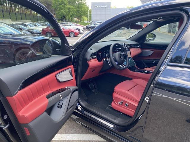 new 2025 Maserati Grecale car, priced at $89,850