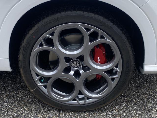 new 2025 Alfa Romeo Tonale car, priced at $57,830