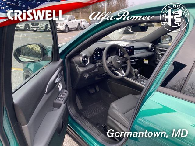 new 2024 Alfa Romeo Tonale car, priced at $50,890