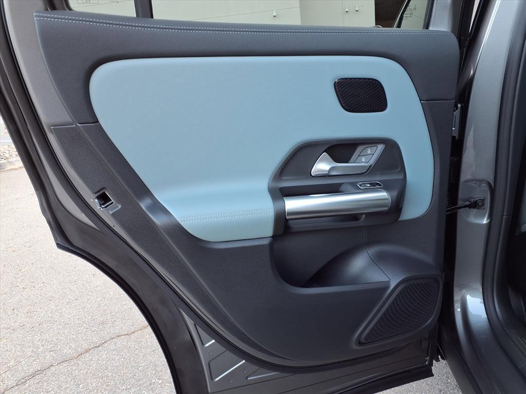 new 2026 Mercedes-Benz GLA 250 car, priced at $48,265