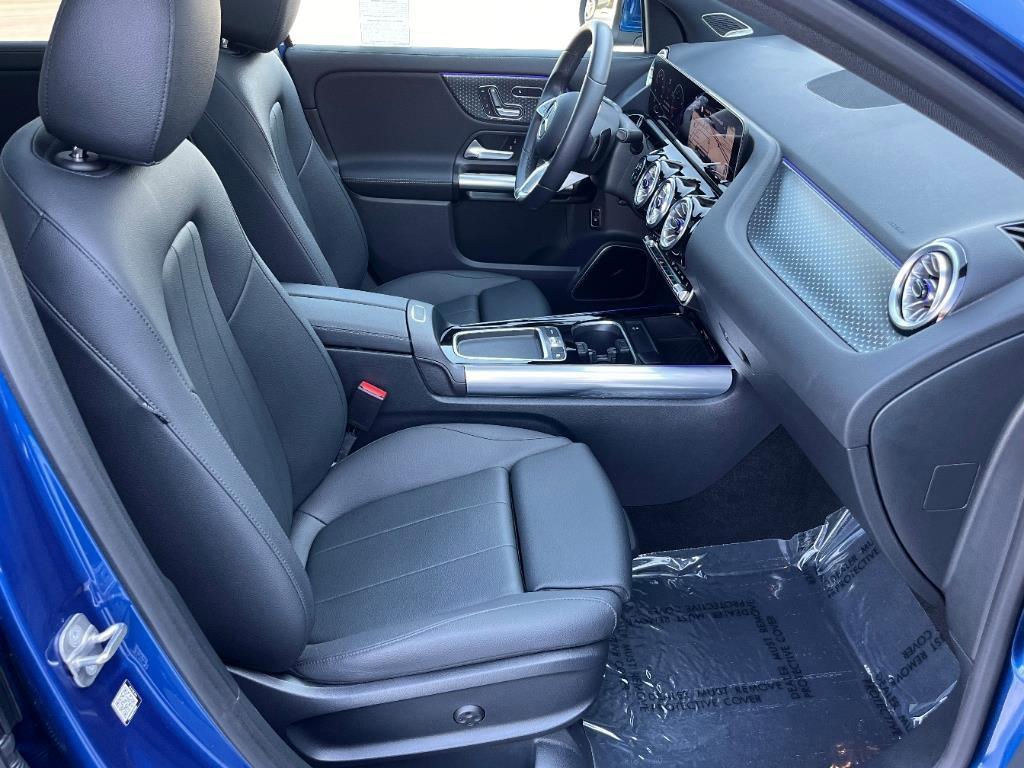 used 2025 Mercedes-Benz GLA 250 car, priced at $41,999