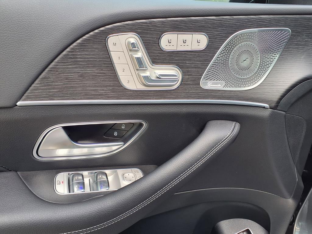 new 2026 Mercedes-Benz GLS 450 car, priced at $97,250