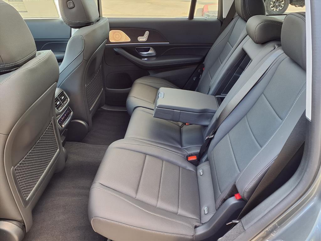 new 2026 Mercedes-Benz GLS 450 car, priced at $97,250