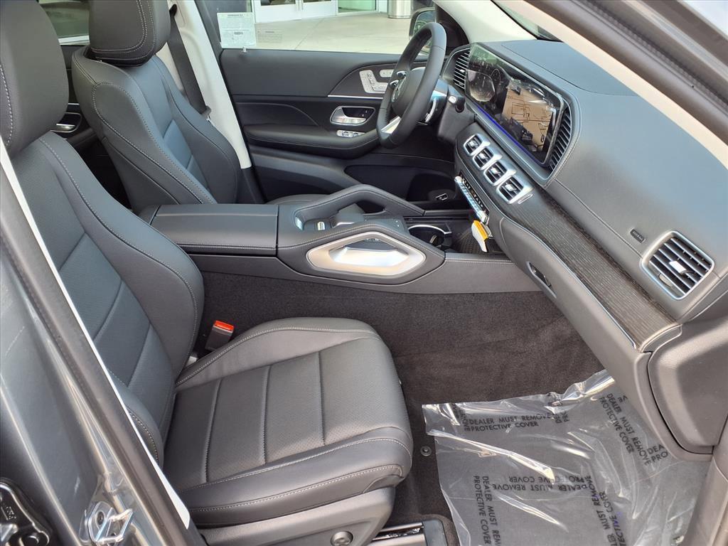 new 2026 Mercedes-Benz GLS 450 car, priced at $97,250