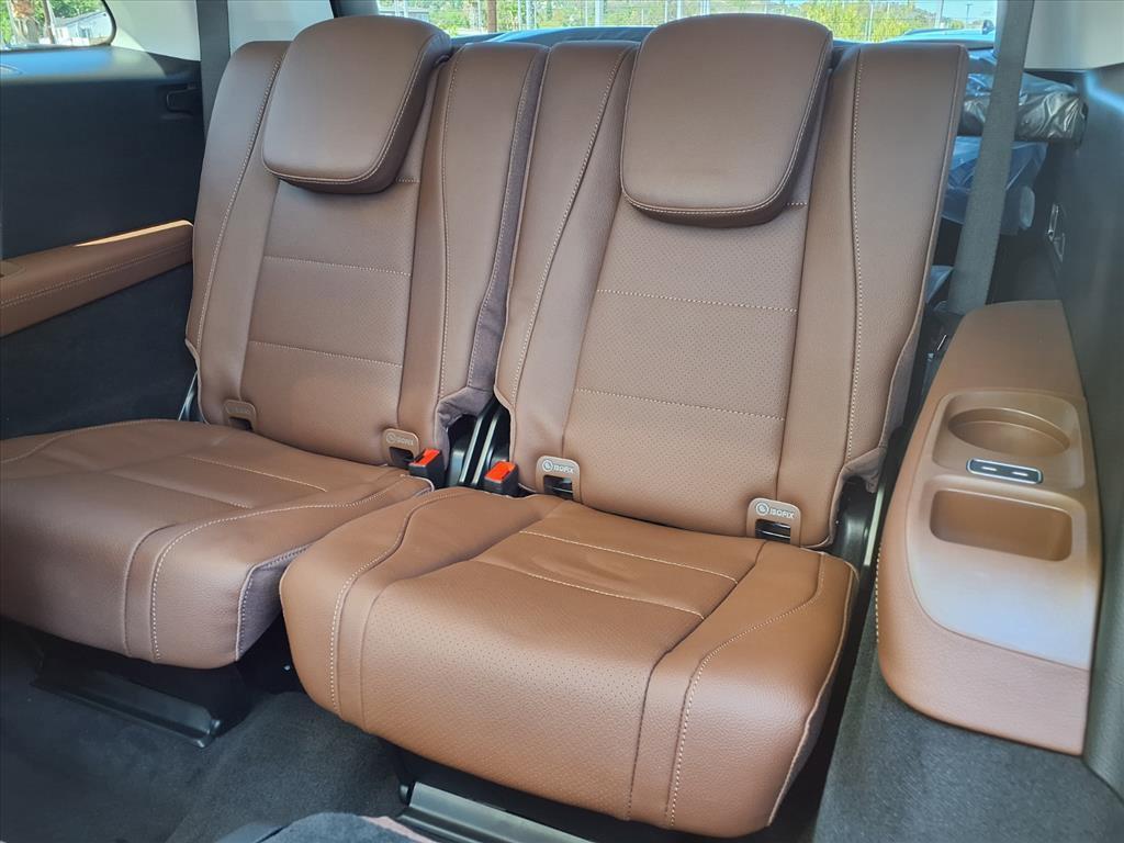 new 2026 Mercedes-Benz GLS 450 car, priced at $96,040