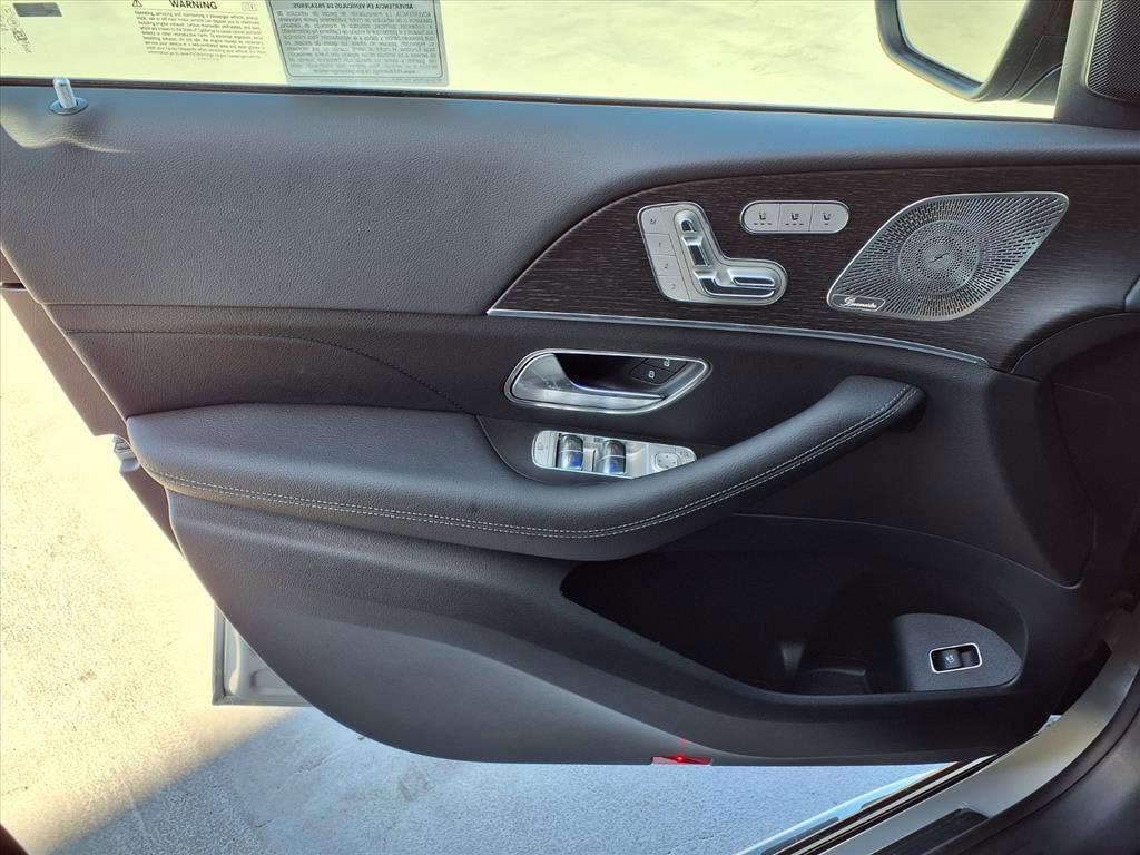 new 2026 Mercedes-Benz GLS 450 car, priced at $99,000