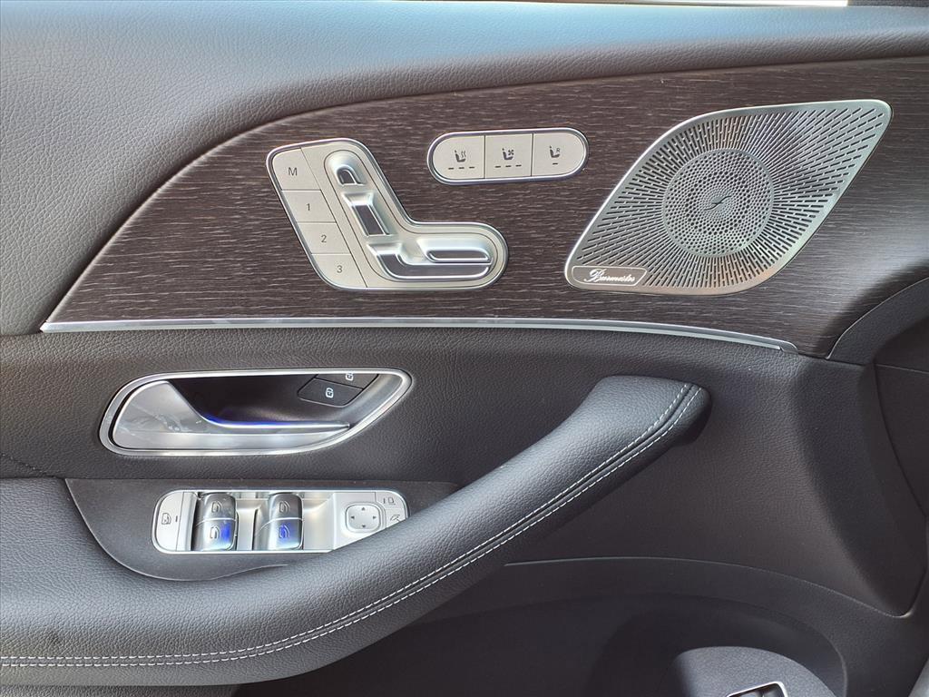 new 2026 Mercedes-Benz GLS 450 car, priced at $99,000