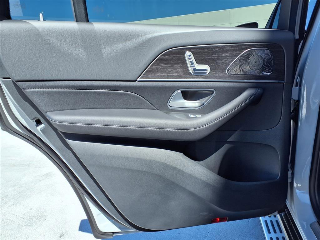 new 2026 Mercedes-Benz GLS 450 car, priced at $99,000