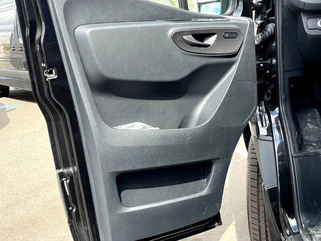 new 2024 Mercedes-Benz Sprinter 2500 car, priced at $73,371