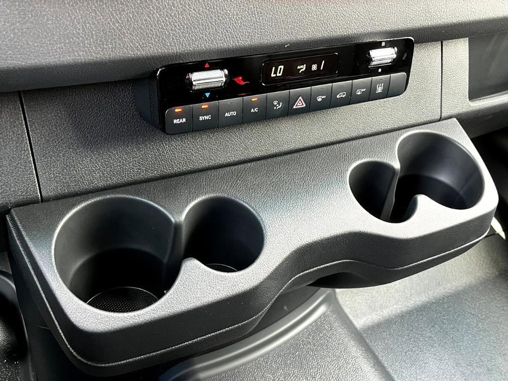 new 2024 Mercedes-Benz Sprinter 2500 car, priced at $73,371