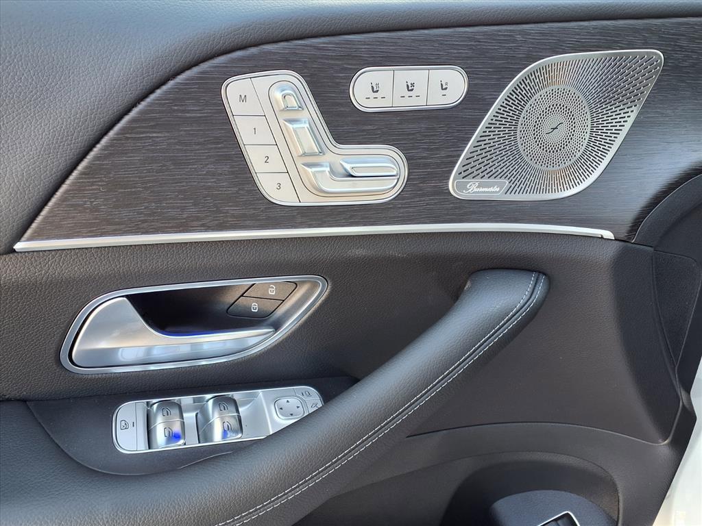 new 2026 Mercedes-Benz GLS 450 car, priced at $92,500