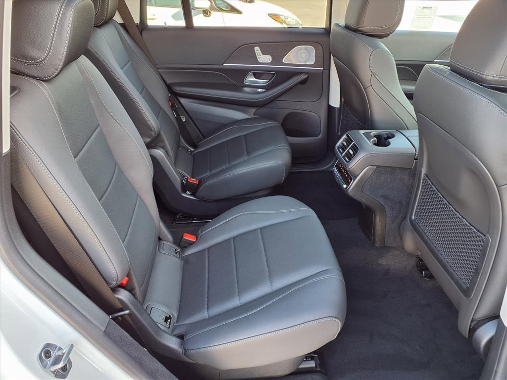 new 2026 Mercedes-Benz GLS 450 car, priced at $92,500
