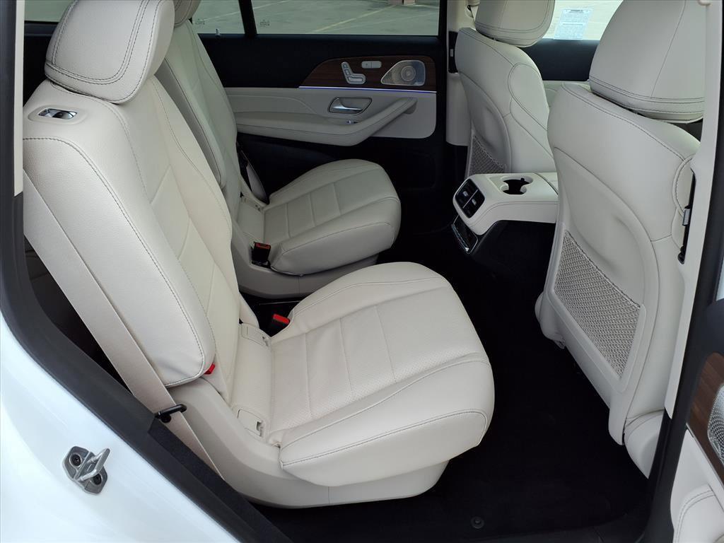 new 2026 Mercedes-Benz GLS 450 car, priced at $99,450