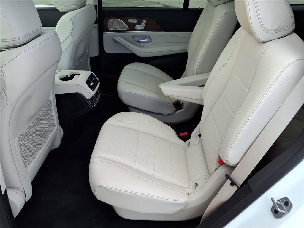 new 2026 Mercedes-Benz GLS 450 car, priced at $99,450