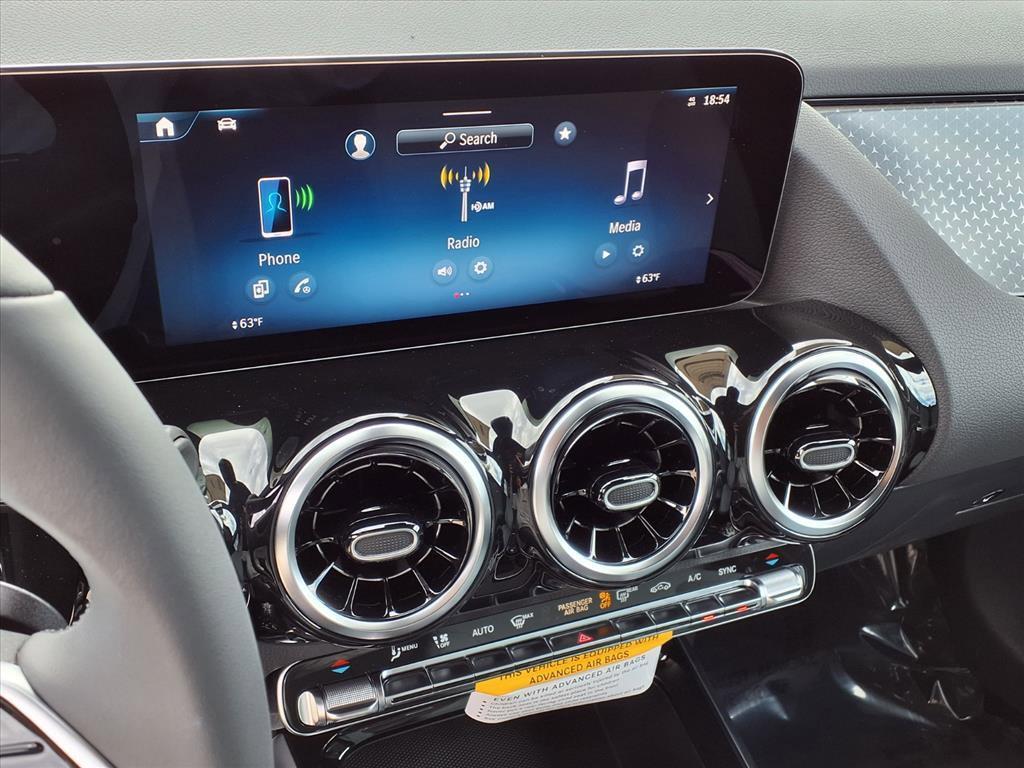 new 2026 Mercedes-Benz GLA 250 car, priced at $43,455