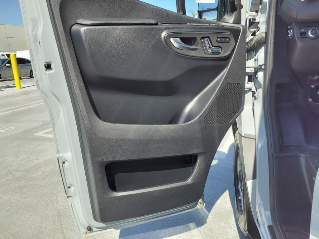 new 2024 Mercedes-Benz Sprinter 2500 car, priced at $76,653