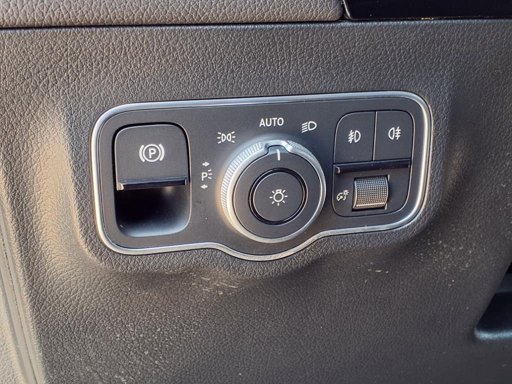 used 2025 Mercedes-Benz GLA 250 car, priced at $40,799