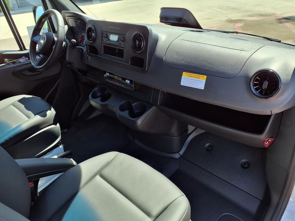 new 2025 Mercedes-Benz Sprinter 2500 car, priced at $64,974