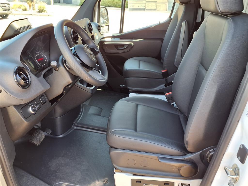 new 2025 Mercedes-Benz Sprinter 2500 car, priced at $64,974