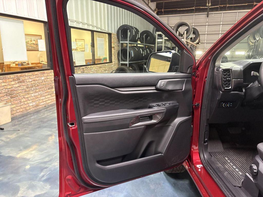 new 2025 Ford Ranger car, priced at $41,880