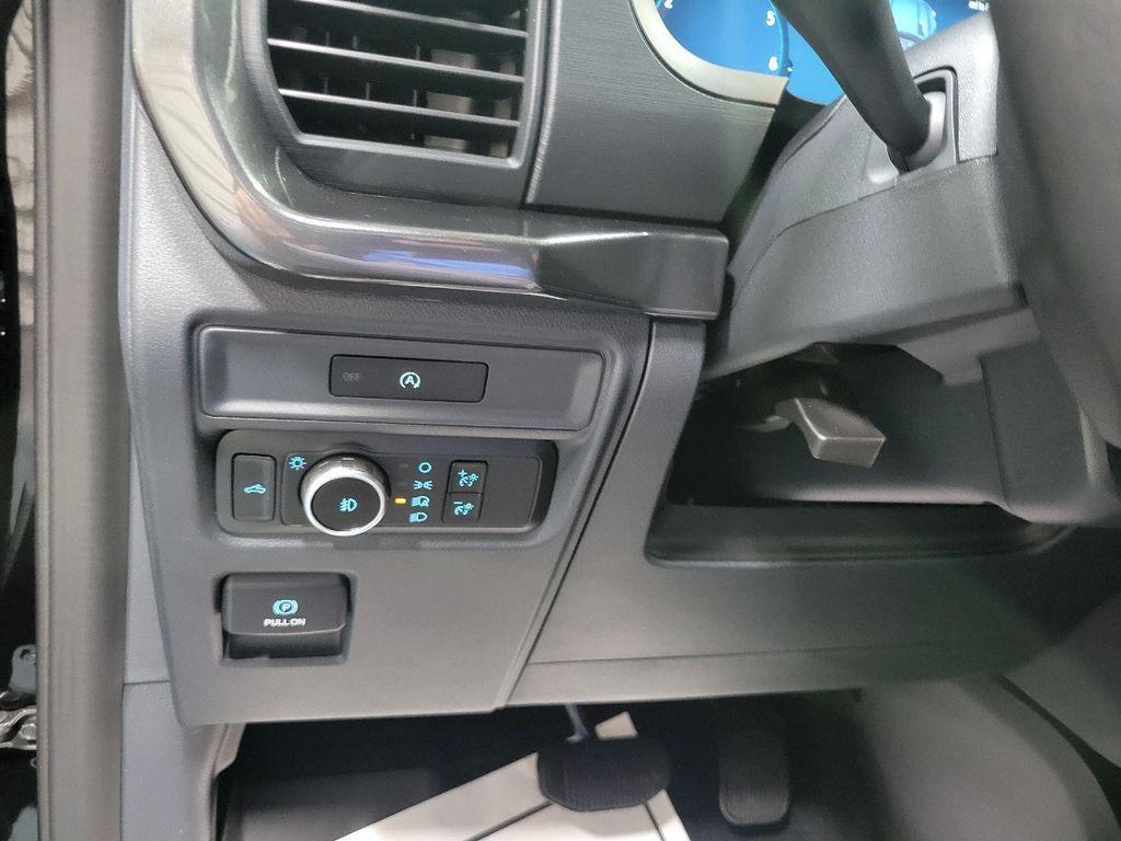 new 2025 Ford F-150 car, priced at $51,630