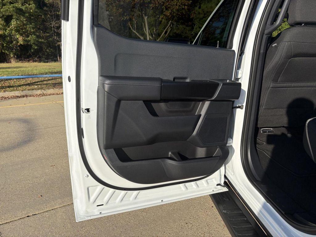 new 2025 Ford F-150 car, priced at $54,740