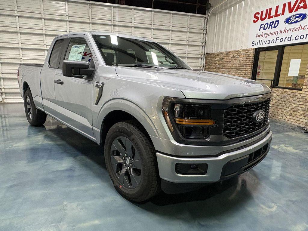 new 2025 Ford F-150 car, priced at $45,923