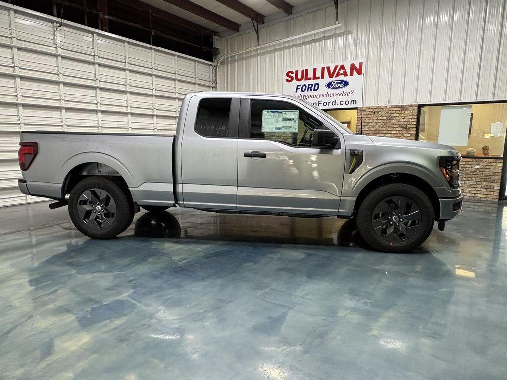 new 2025 Ford F-150 car, priced at $45,923