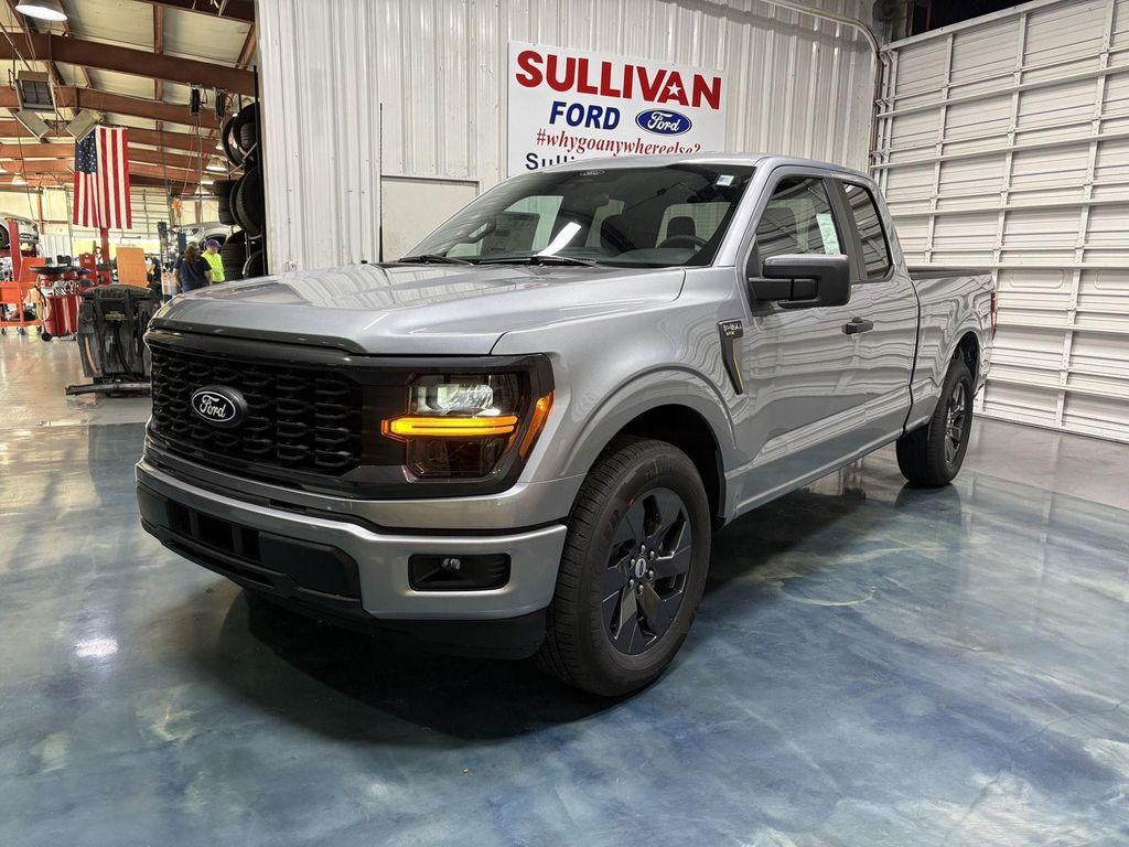 new 2025 Ford F-150 car, priced at $45,923