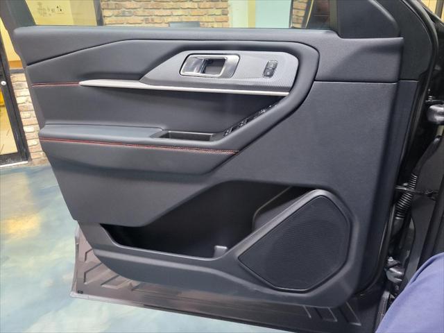 new 2025 Ford Explorer car, priced at $46,590