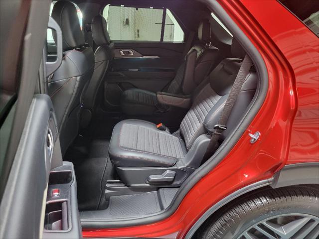 new 2025 Ford Explorer car, priced at $47,333