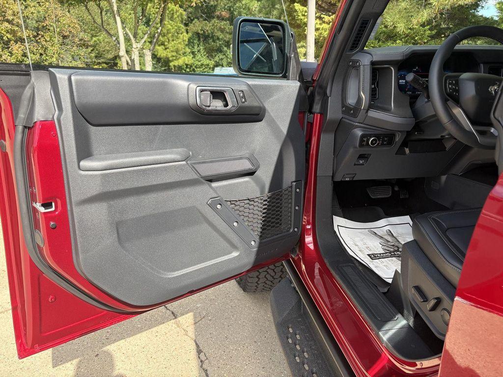 new 2025 Ford Bronco car, priced at $70,475