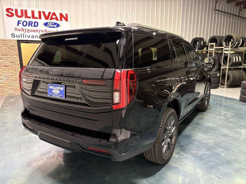 new 2025 Ford Expedition car, priced at $84,150
