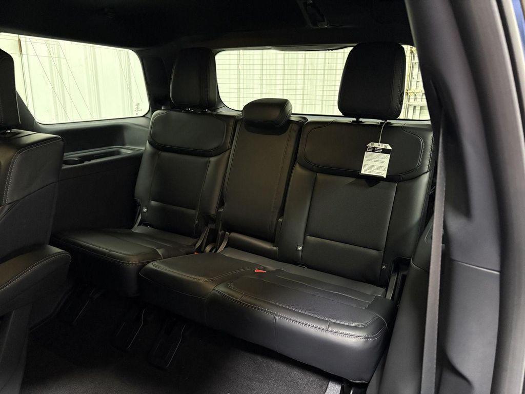 new 2025 Ford Expedition car, priced at $84,150