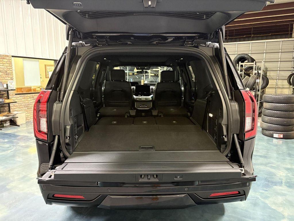 new 2025 Ford Expedition car, priced at $84,150