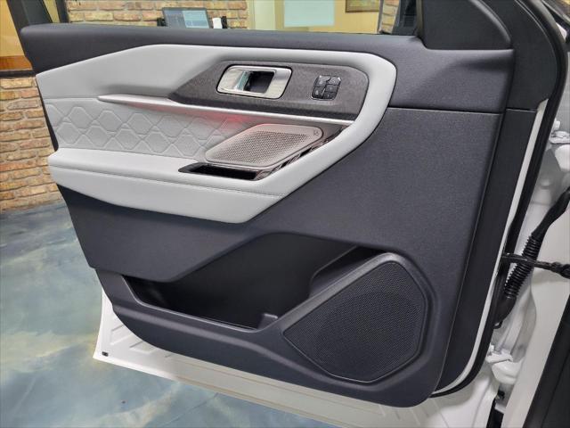 new 2025 Ford Explorer car, priced at $60,405