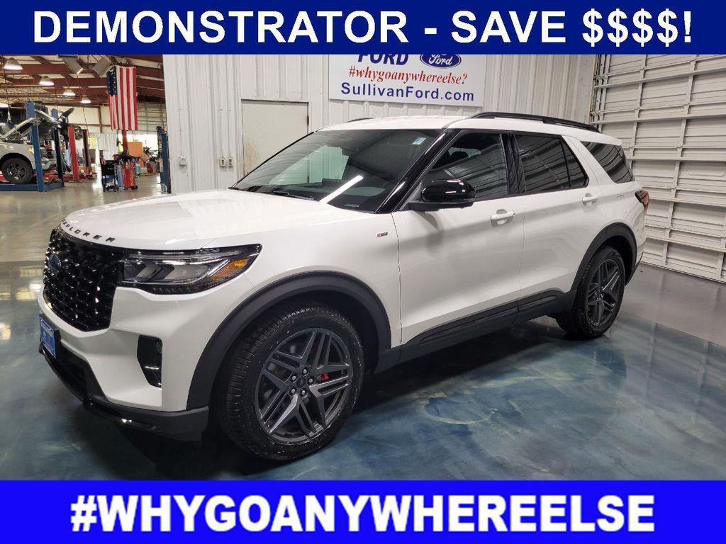 new 2025 Ford Explorer car, priced at $45,995