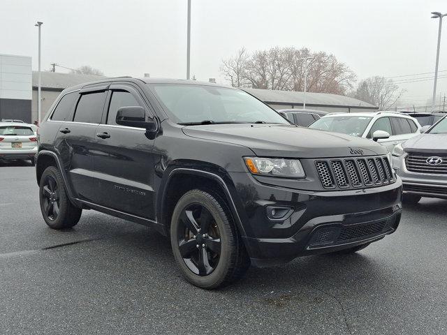 used 2015 Jeep Grand Cherokee car, priced at $13,315