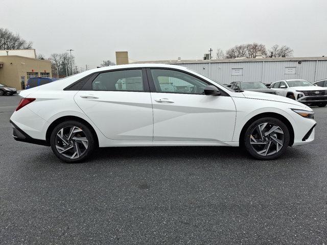 new 2025 Hyundai Elantra car, priced at $29,200