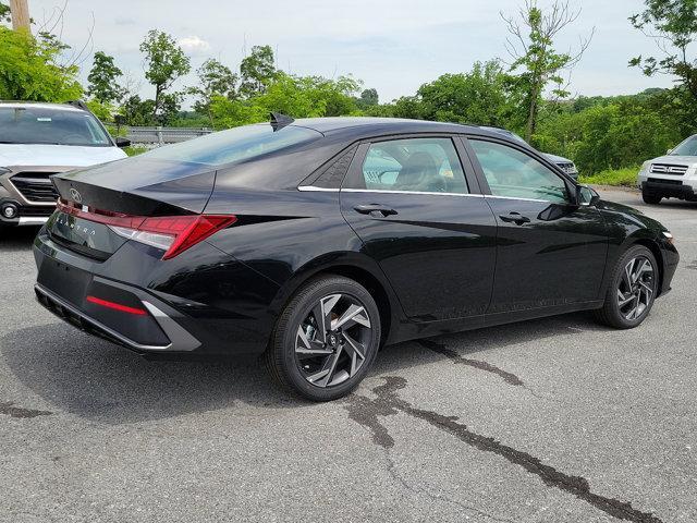 new 2024 Hyundai Elantra car, priced at $27,040