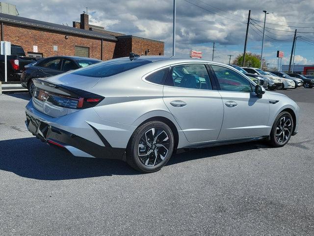 new 2024 Hyundai Sonata car, priced at $30,705