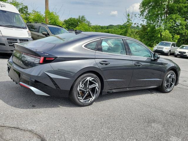 new 2024 Hyundai Sonata car, priced at $32,255