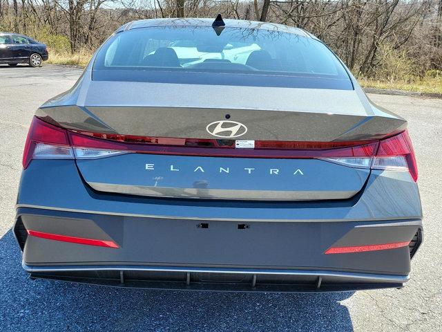 new 2024 Hyundai Elantra car, priced at $25,020