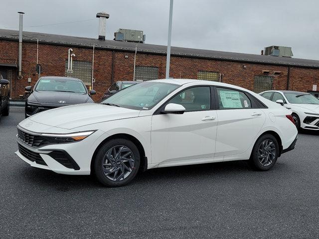 new 2025 Hyundai Elantra car, priced at $27,705